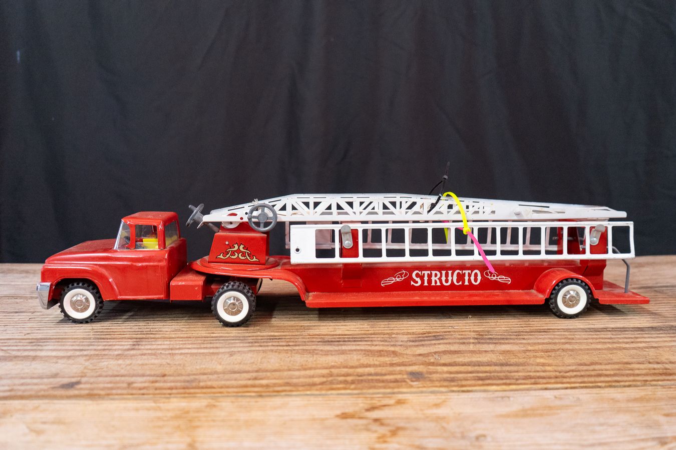 Structo Max Structo Hook & Ladder Fire Truck | Harritt Group, Inc