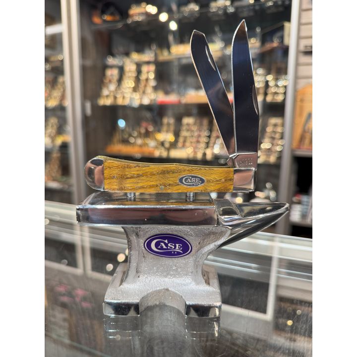 47120 - Case XX 2022 Yellow Curly Oak Smooth Wood Trapper, Stainless Steel Blade