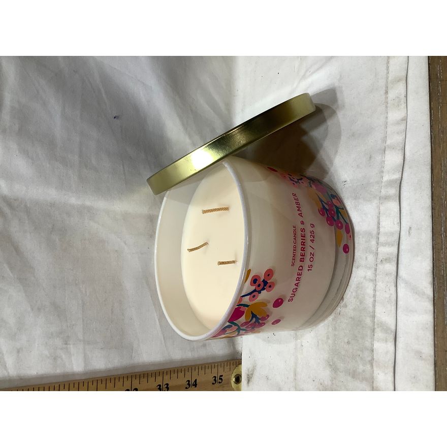 15oz OpalHouse Sugared Berries & Amber Scented Candle