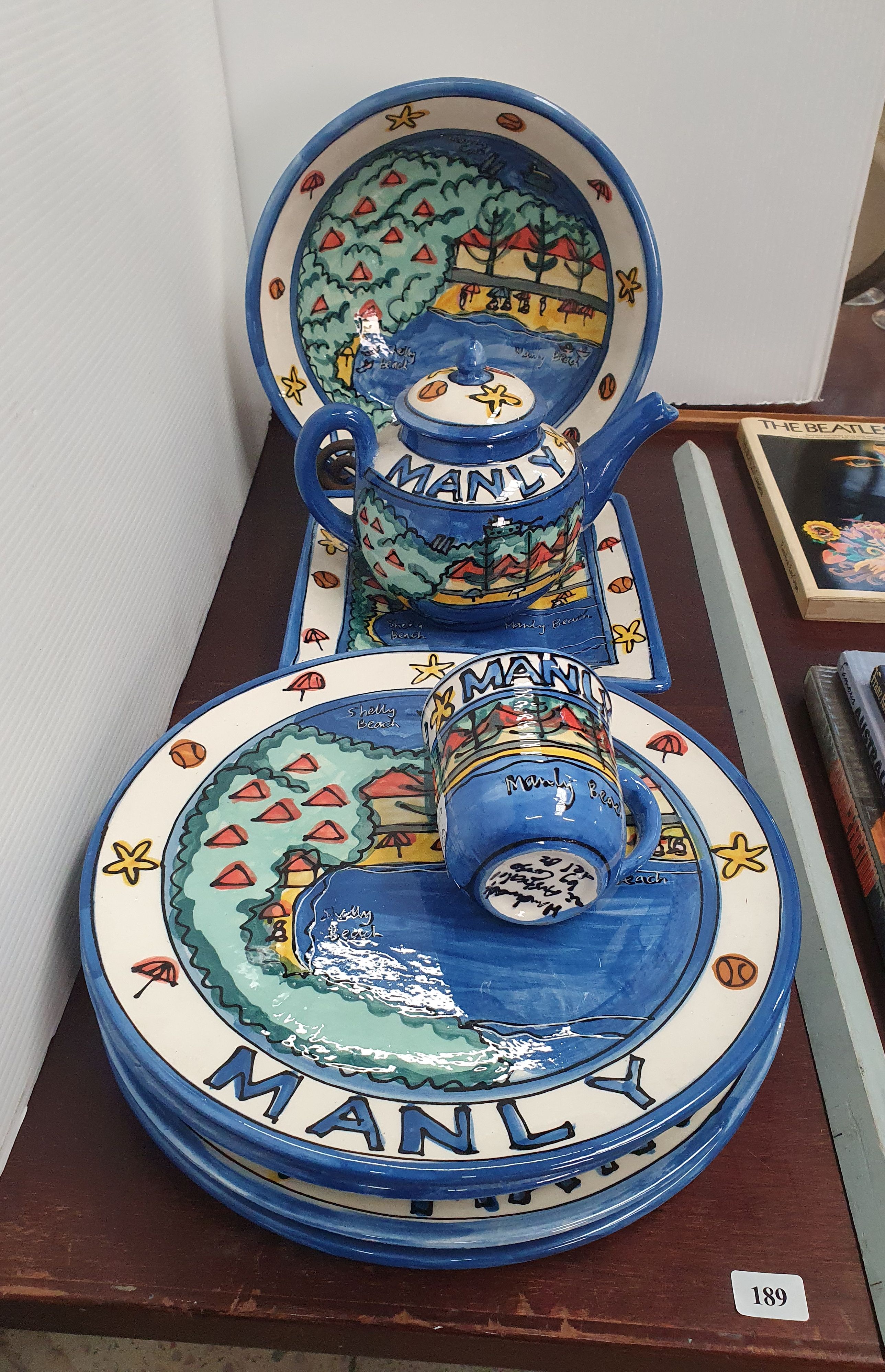 189 · A GROUP OF 'CORSO DEL OZ' HANDPAINTED MANLY CERAMICS