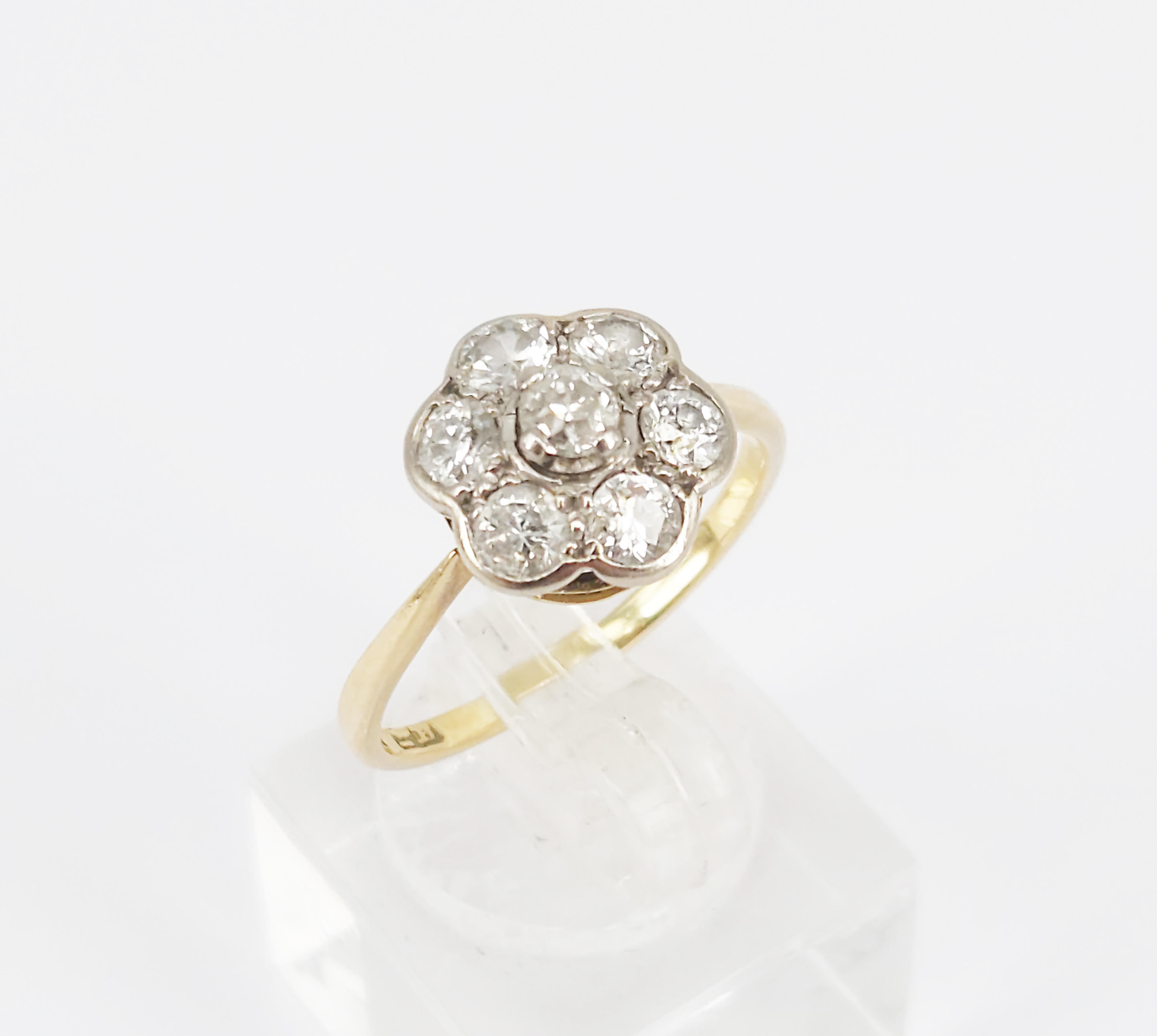 A Diamond And 18ct Gold Cluster Ring
