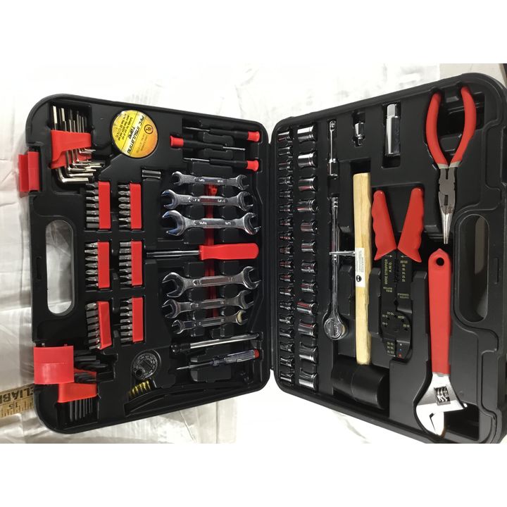 Auto Drive 122-Piece Tool Set W/Case - Case Damage See Pics