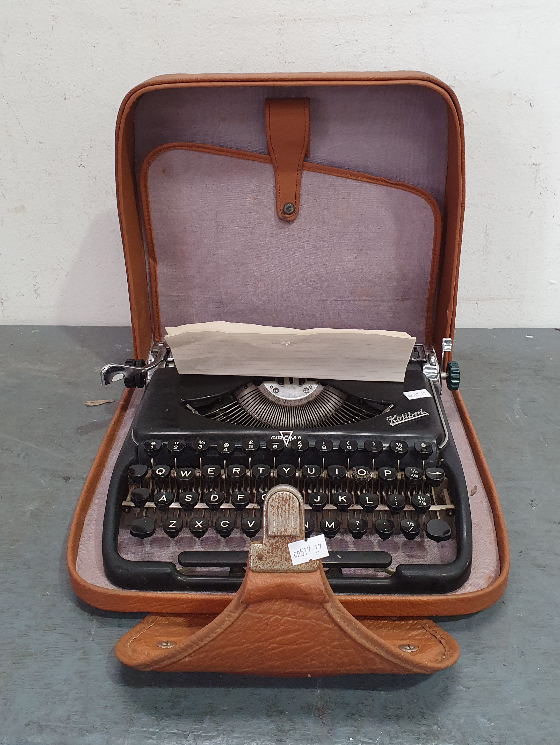 A Groma Kolibri Typewriter