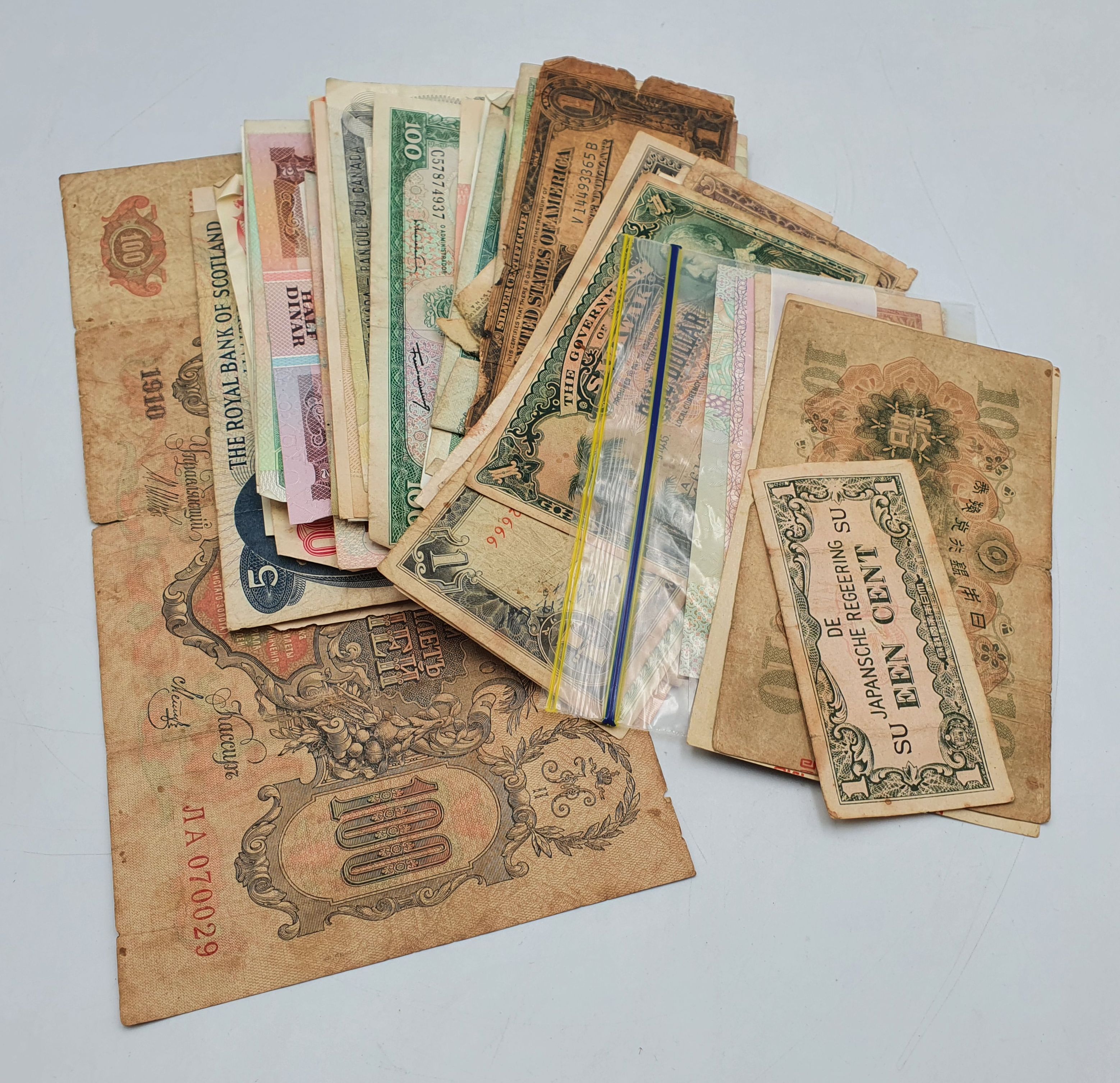 A COLLECTION OF INTERNATIONAL CURRENCY