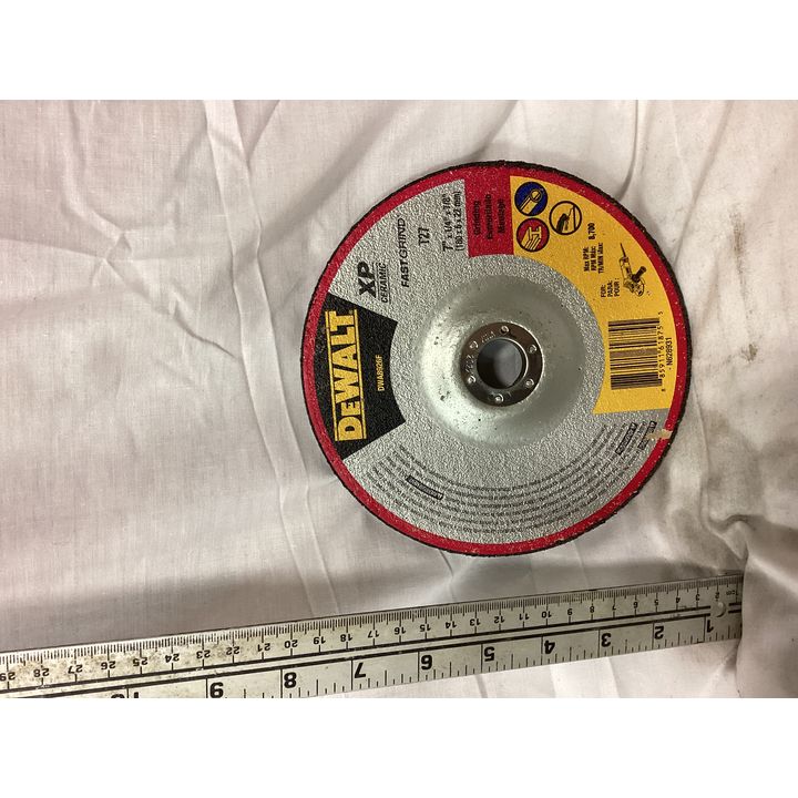 DeWalt 7'' x 1/4'' x 7/8'' Grinding Disc