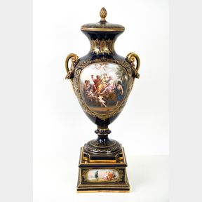 ANTIQUE ROYAL VIENNA COBALT PORTRAIT MOUNTED URN