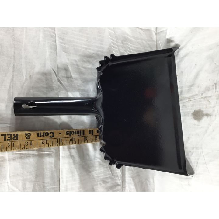 12" Metal Dust Pan With Beveled Edge