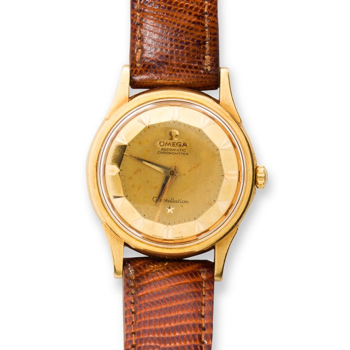 An eighteen karat gold wristwatch, Constelation Deluxe, Omega