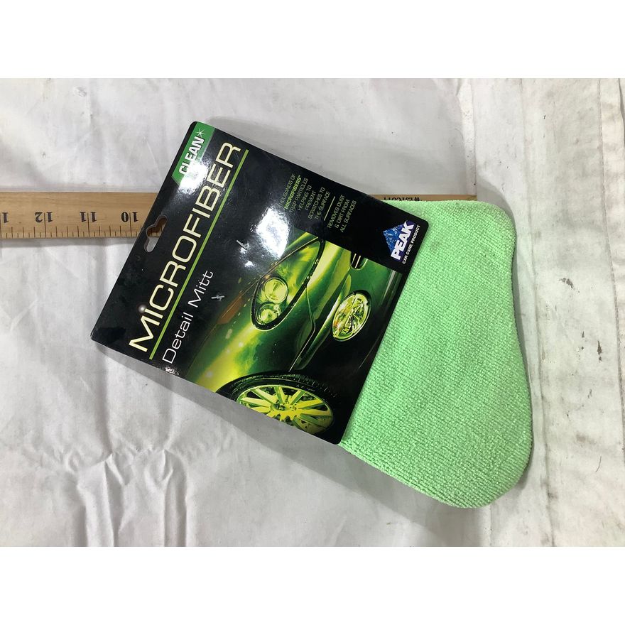 Clean Microfiber Detail Mitt (Green)