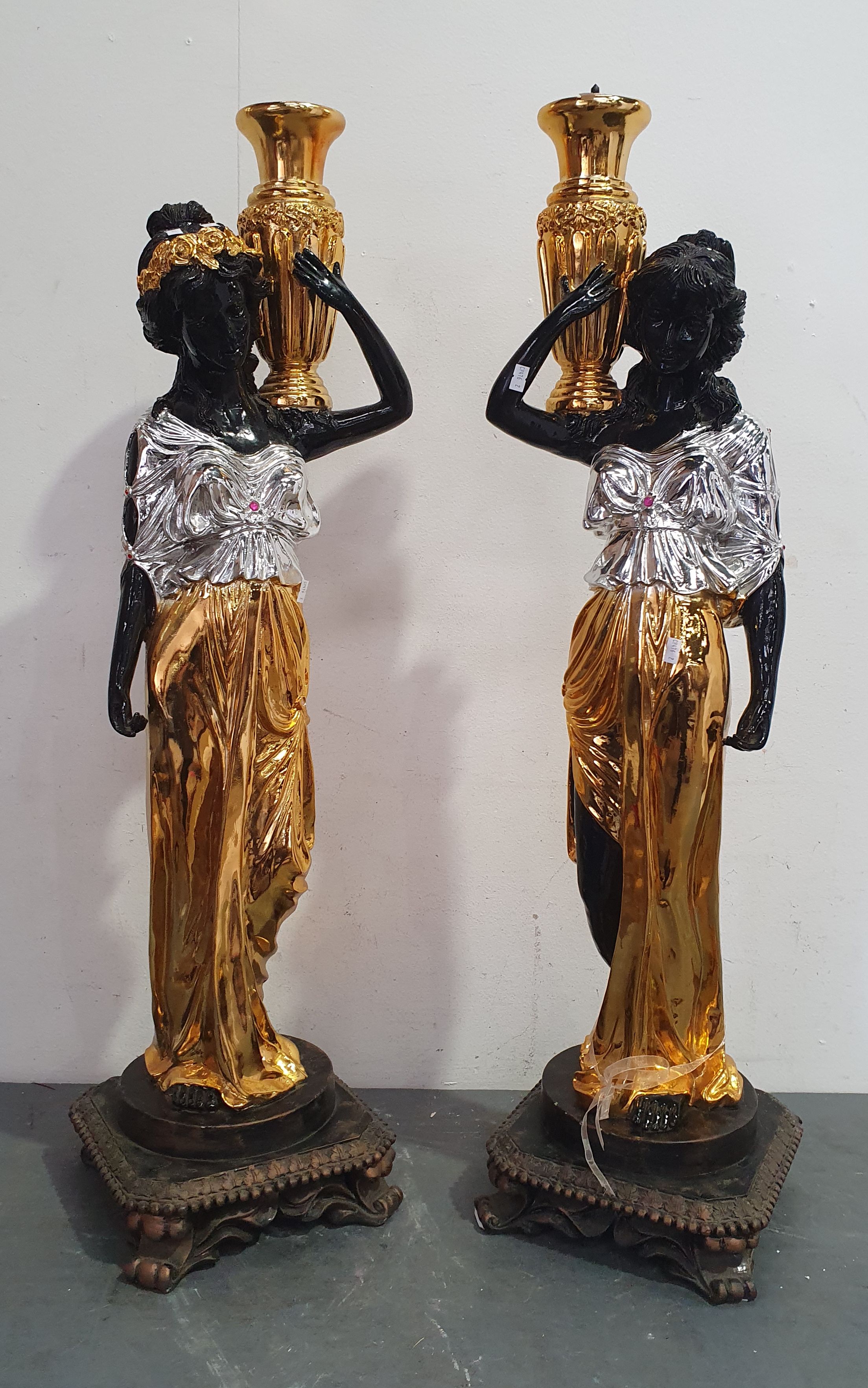 A PAIR OF NEO CLASSICAL STYLE RESIN FIGURAL LAMP TABLES