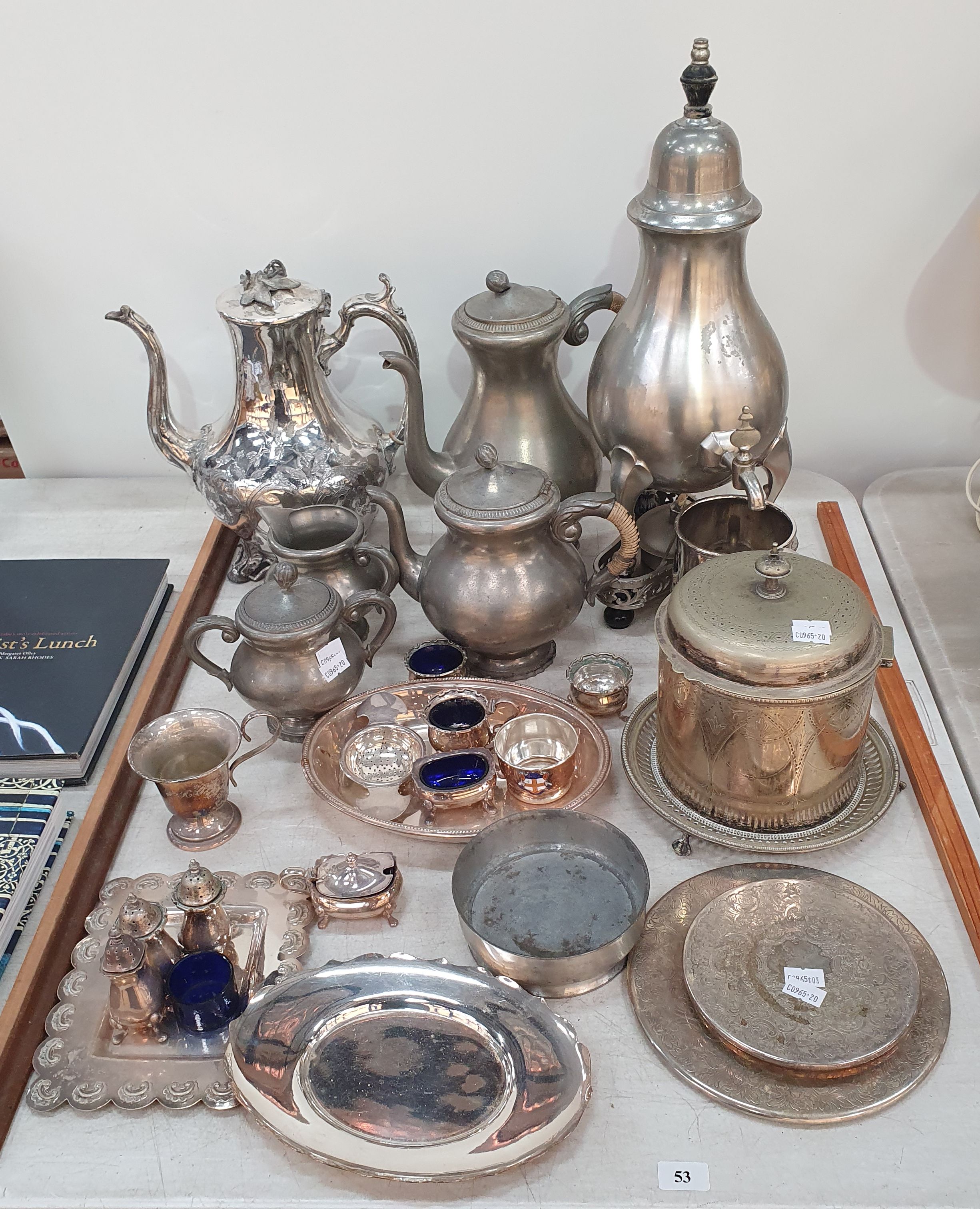 53 · A GROUP OF METAL SUNDRIES