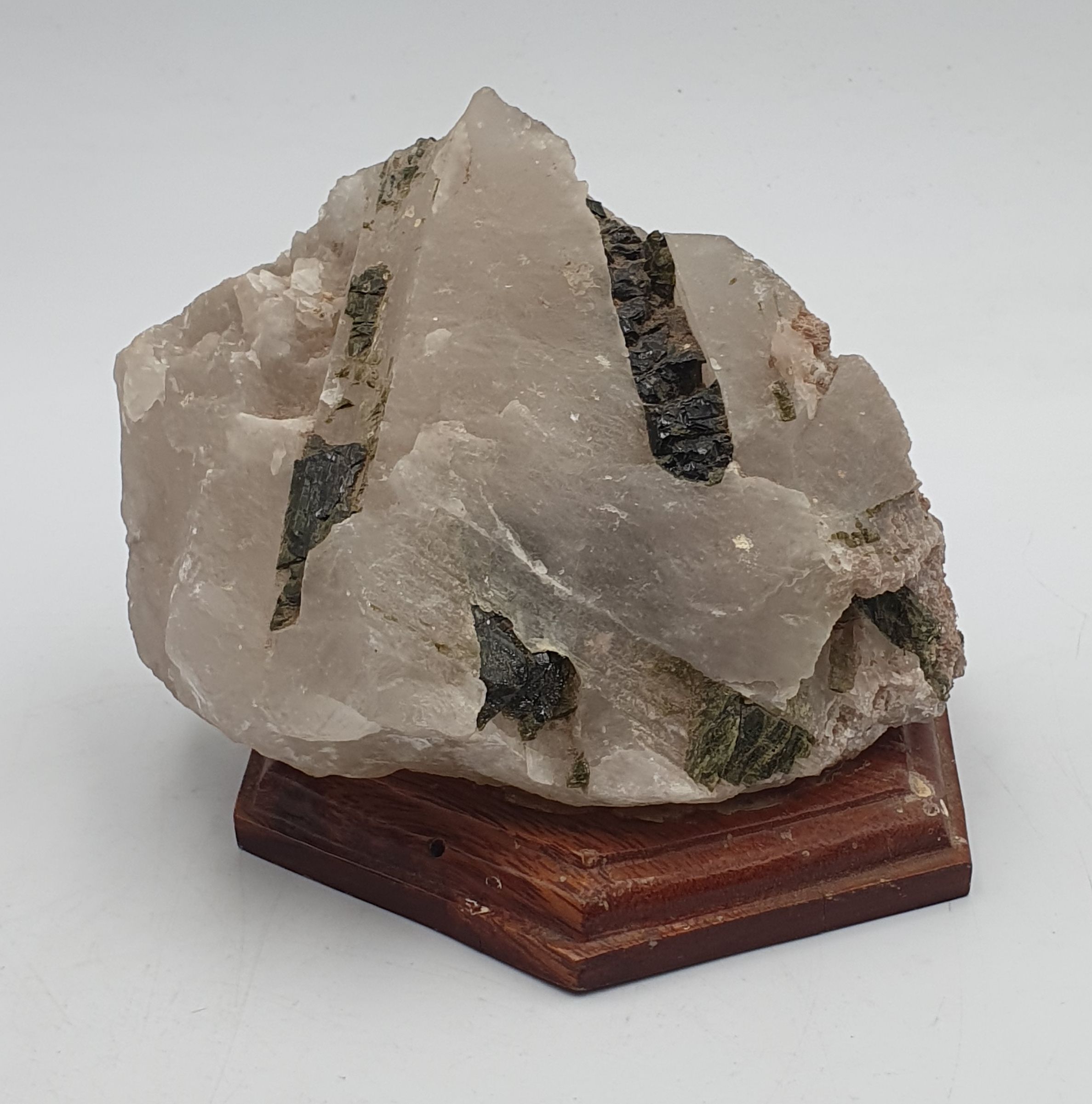 87 · A LARGE QUARTZ & TOURMALINE SPECIMEN