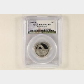 2014-S ARCHES N.P. QUARTER PCGS PR70 DCAM