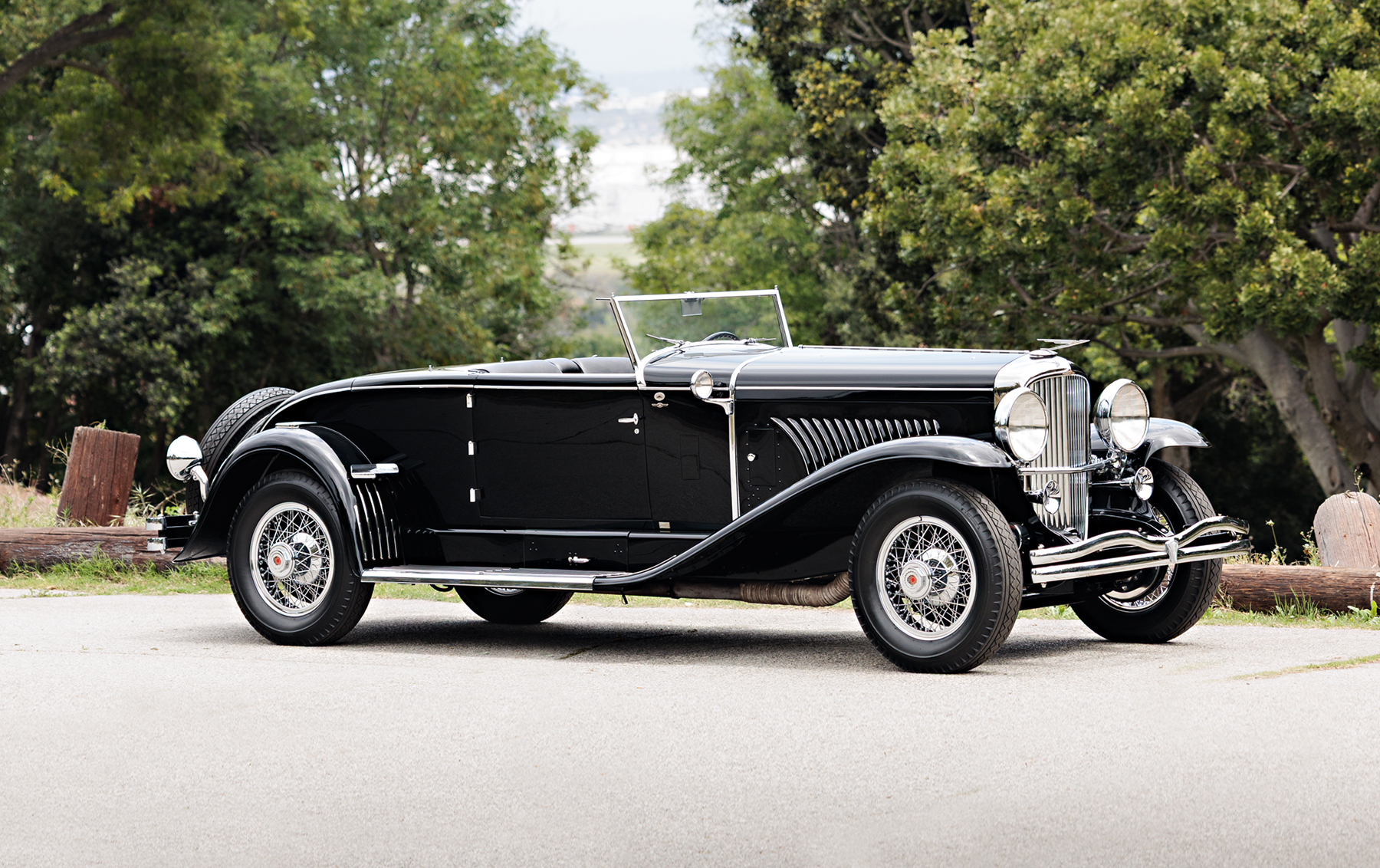 1934 Duesenberg Model J Disappearing-Top Convertible Coupe
