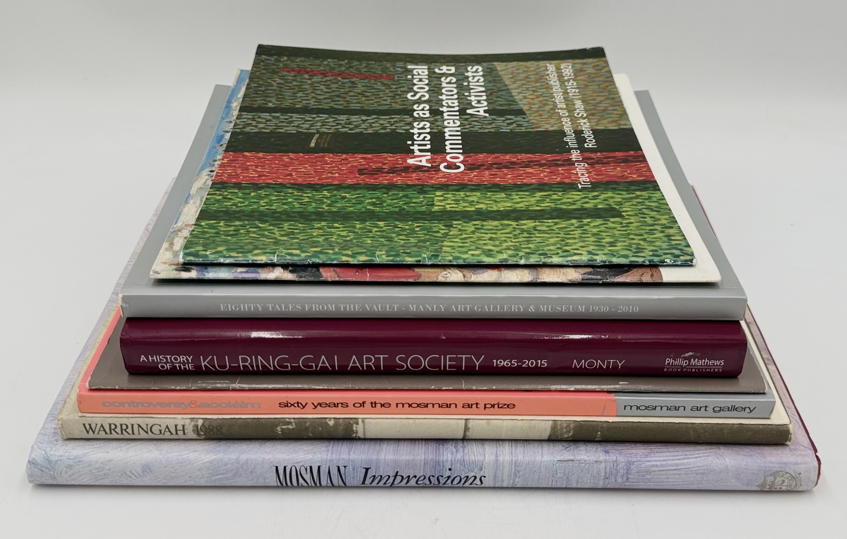 A COLLECTION OF BOOKS ON ART IN SYDNEY'S NORTH SHORE AND NORTHERN BEACHES