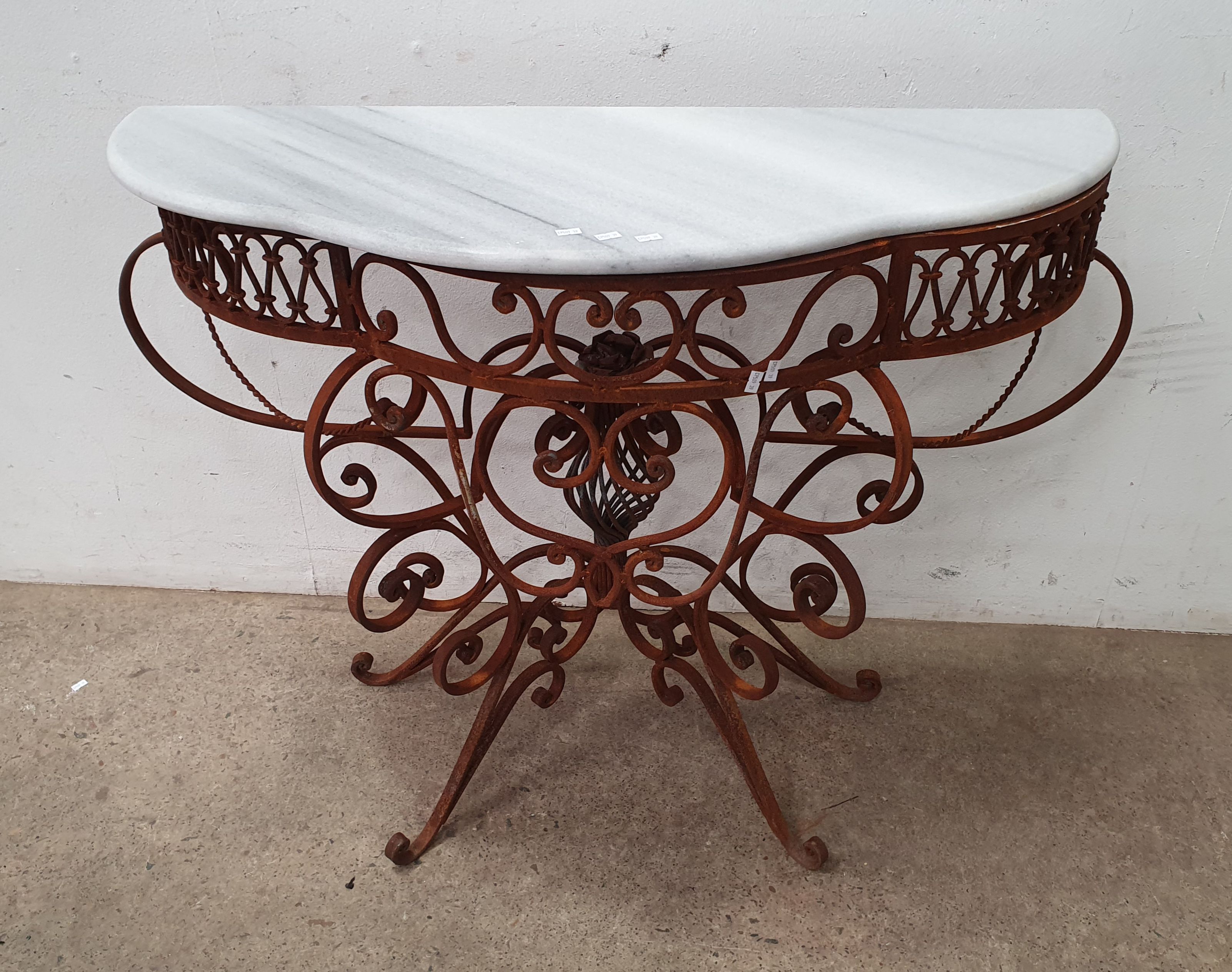 2046 · A MARBLE TOP HALL TABLE
