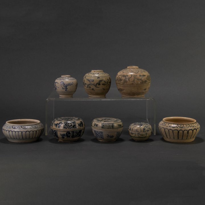 (lot of 8) Vietnamese Hoi An hoard jars and boxes