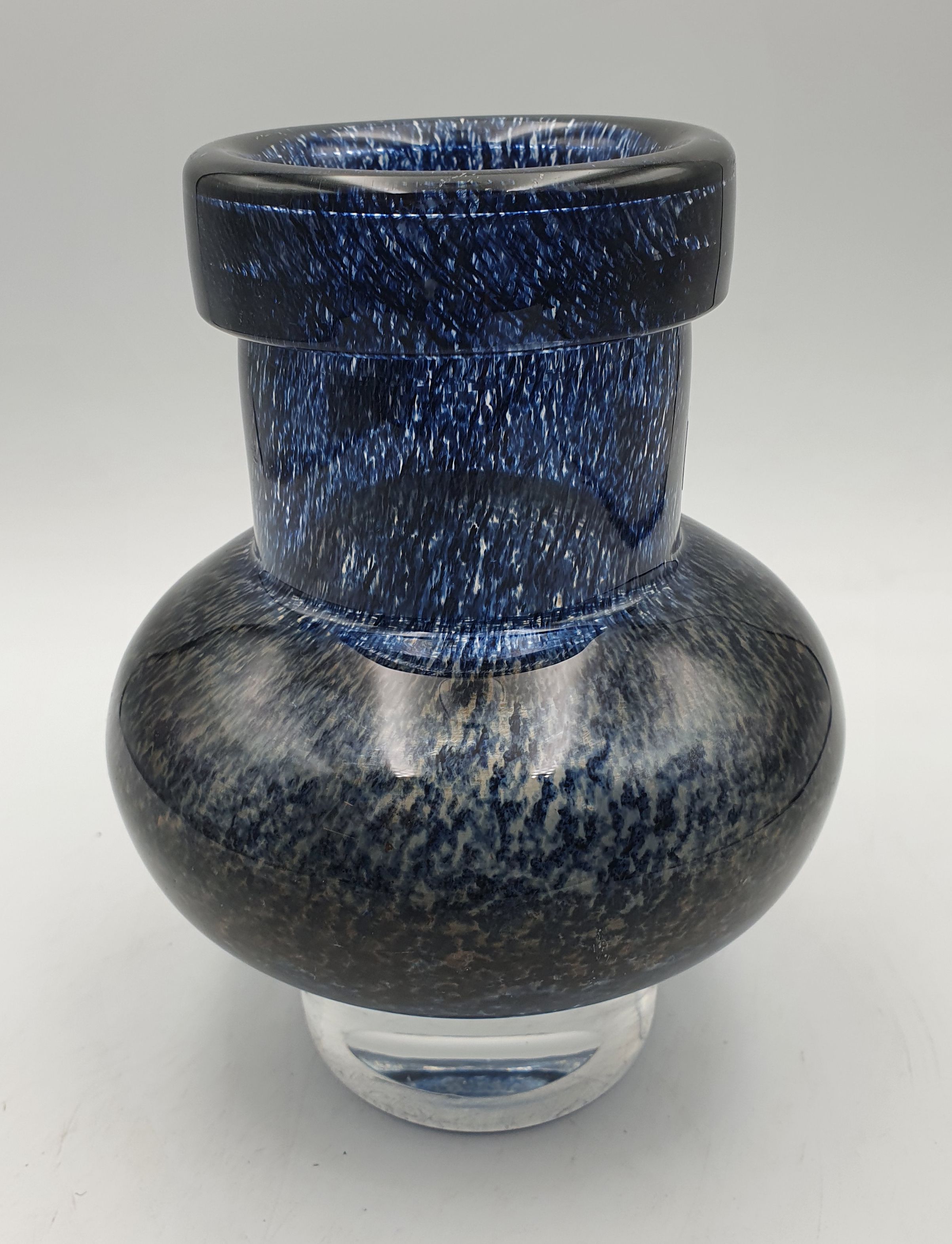 204 · A BO BORGSTROM ART GLASS VASE