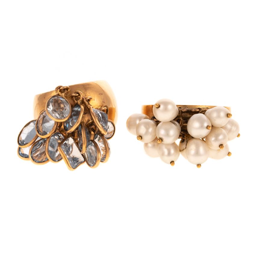 A Pair of Dangle Rings in 14K