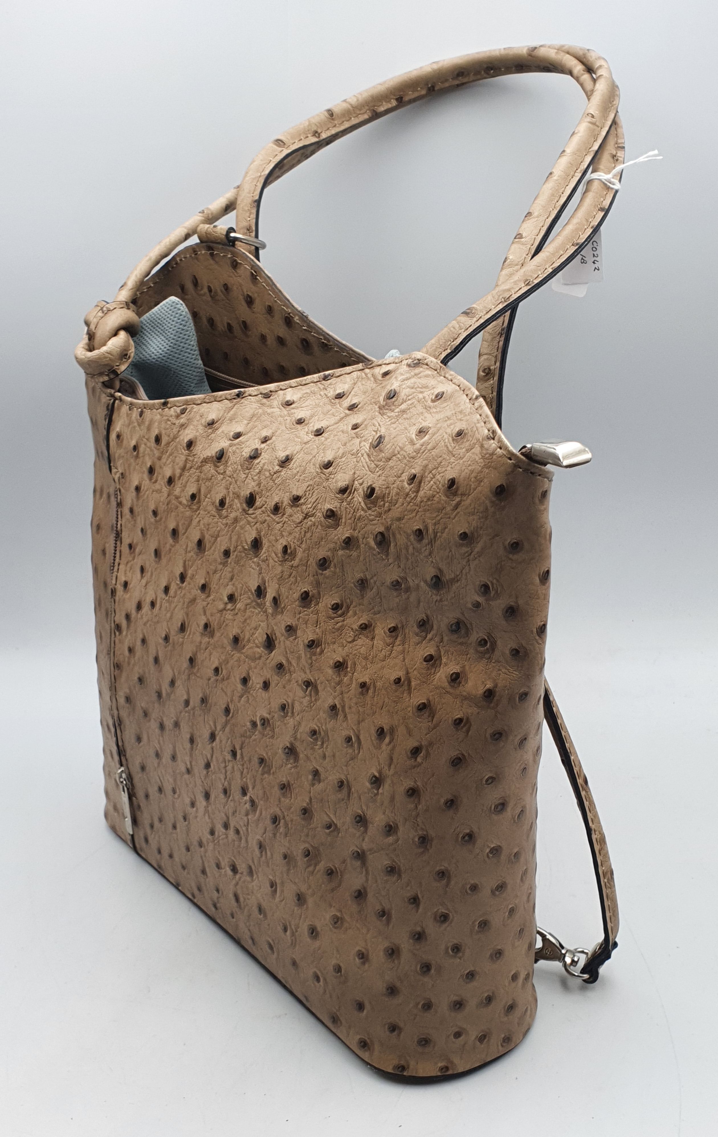 231 · AN ITALAIN MADE LEATHER HANDBAG/BACKPACK