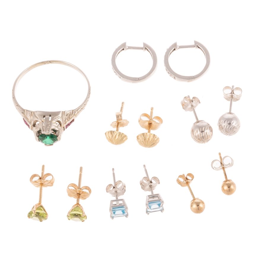 A Vintage 20K Gemstone Ring & 6 Pair Earrings