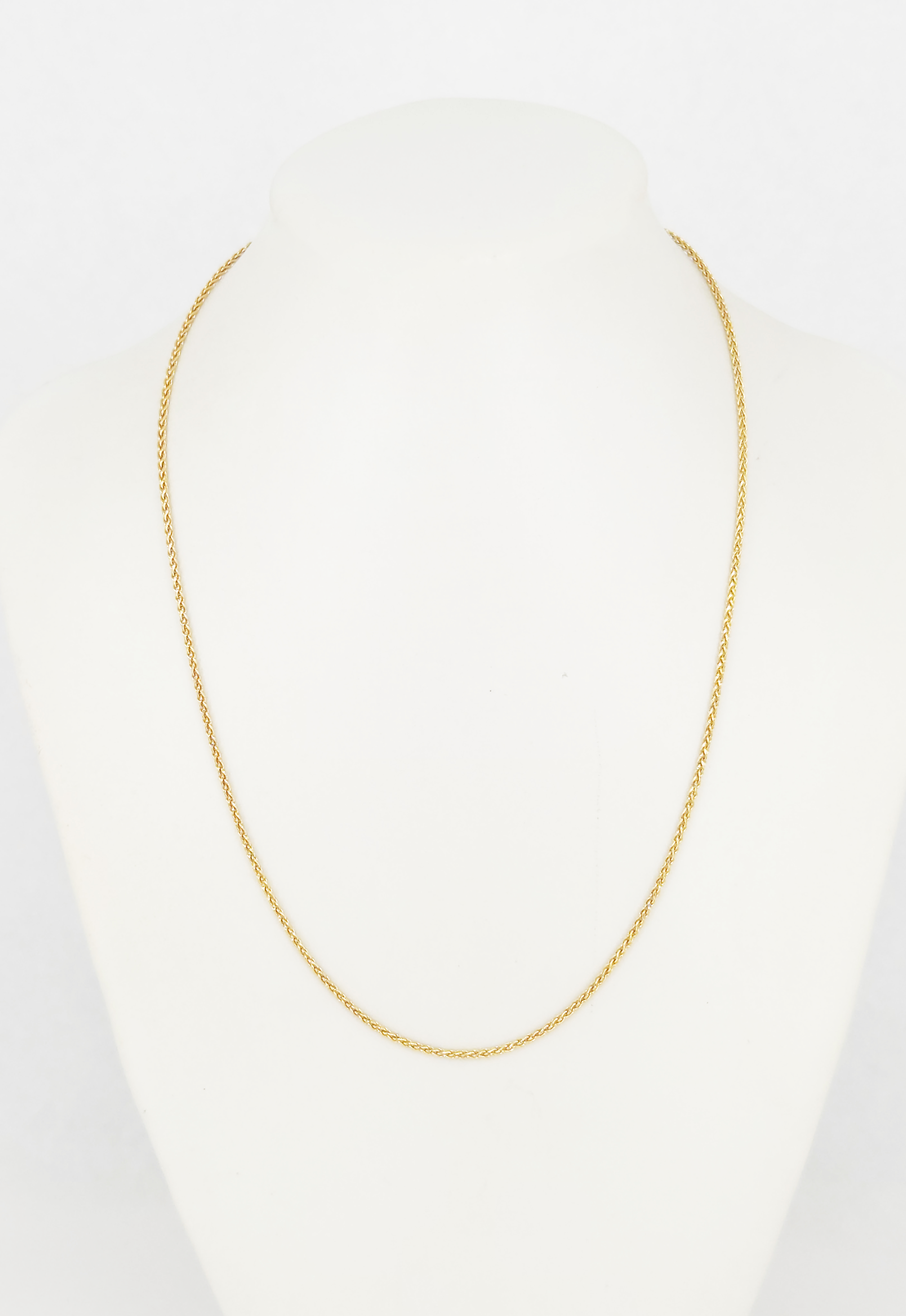74 · A 9ct YELLOW GOLD FOX-TAIL LINK CHAIN